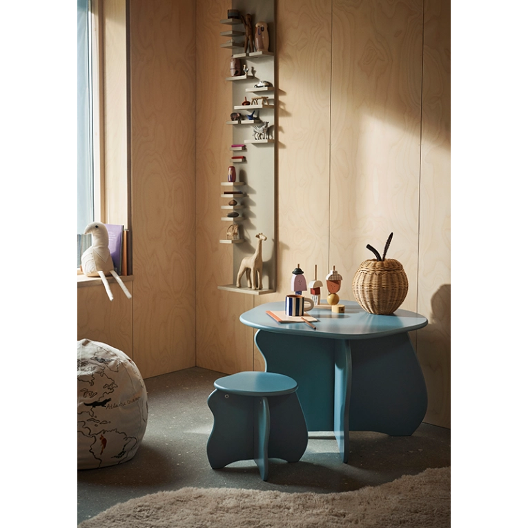 Siège enfant Tabouret SLOPE Bleu storm FERM LIVING