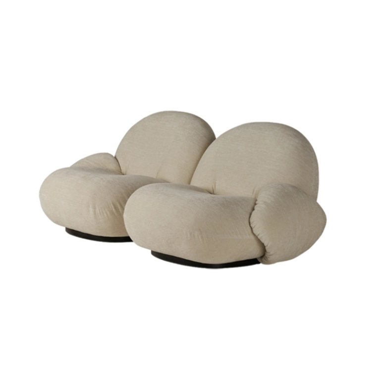 Canapé PACHA 2 places avec accoudoirs Belsuede 007 avorio GUBI