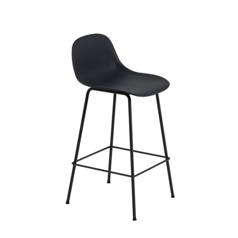 Tabouret haut FIBER BAR STOOL Avec dossier pieds acier Noir MUUTO