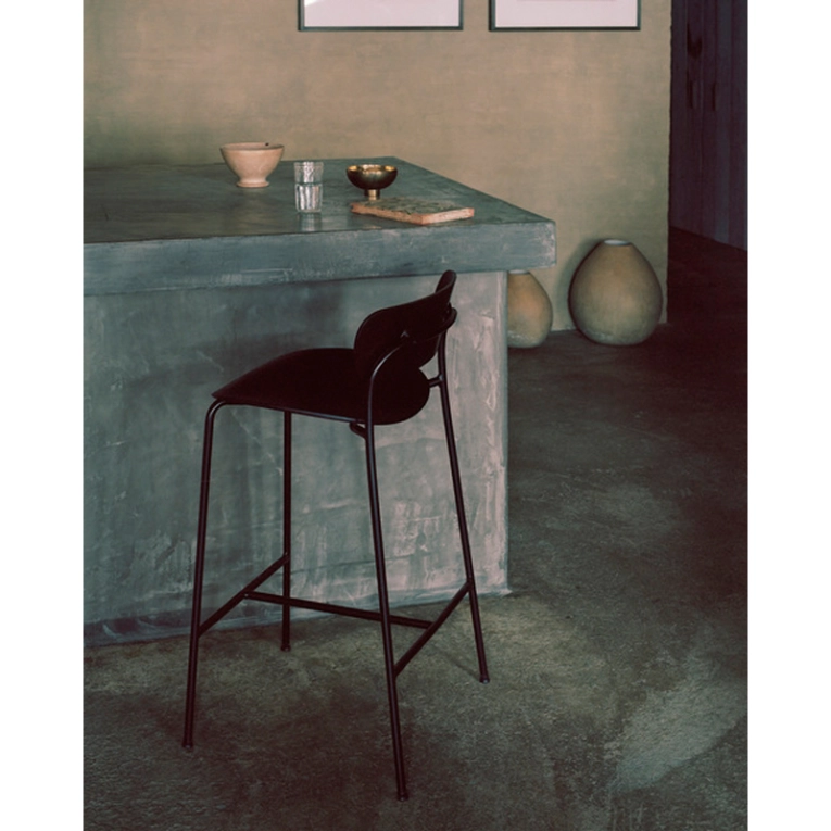 Tabouret haut PAVILION AV7 Noyer AND TRADITION