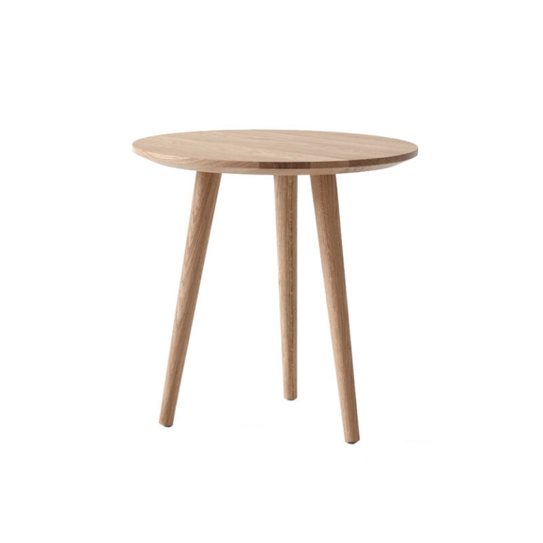 Table d'appoint guéridon IN BETWEEN SK13 Chêne AND TRADITION