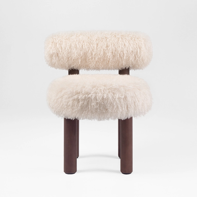 Chaise GROPIUS CS2 FLUFFY Azur cotonneux Ivoire/ frêne marron NOOM HOME