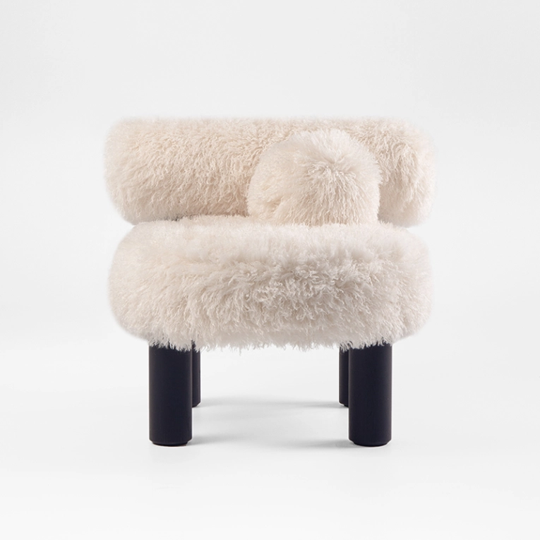 Fauteuil GROPIUS CS2 FLUFFY Azur cotonneux Ivoire/ frêne noir NOOM HOME