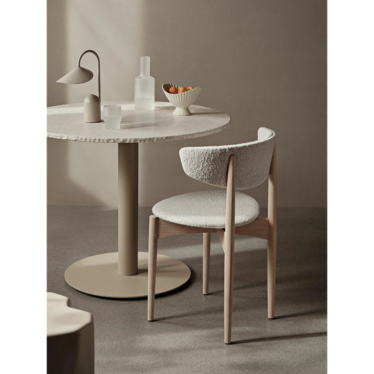 Carafe & verre Set de 4 verres RIPPLE Givré FERM LIVING