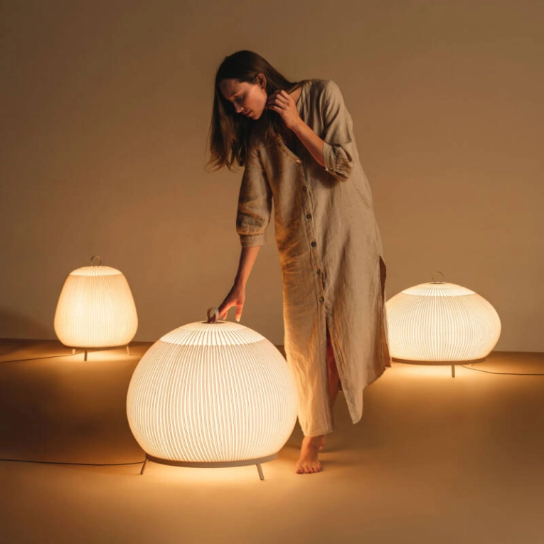 Lampe à poser KNIT 7490 Beige M1 VIBIA