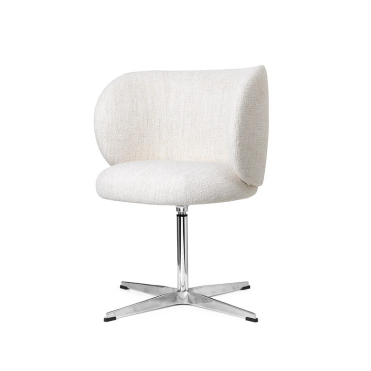 Chaise RICO Pivotant Bouclé Blanc cassé FERM LIVING