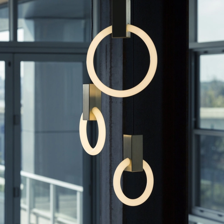 Suspension HALO 8 Laiton MATTHEW MCCORMICK