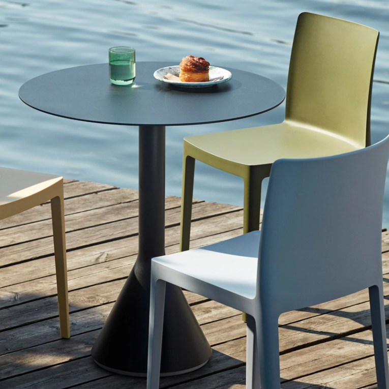 Table extérieur PALISSADE CONE Anthracite HAY