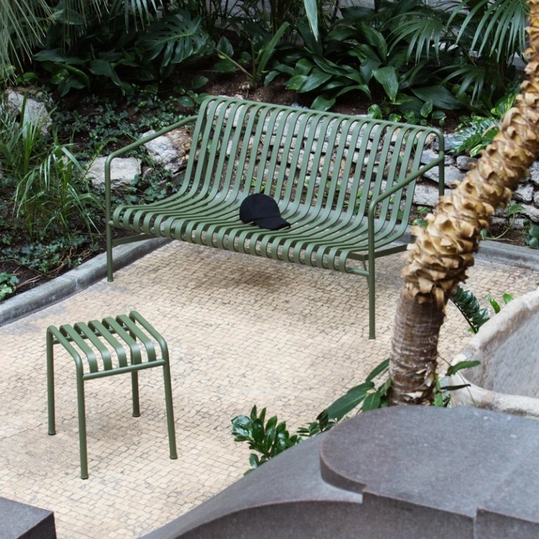 Tabouret PALISSADE Vert olive HAY