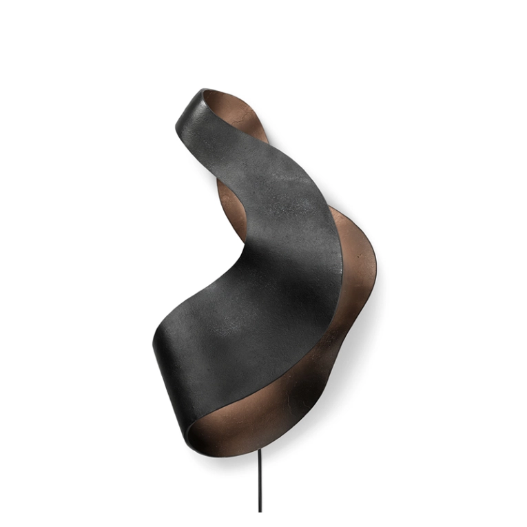 Applique OYSTER Noir FERM LIVING