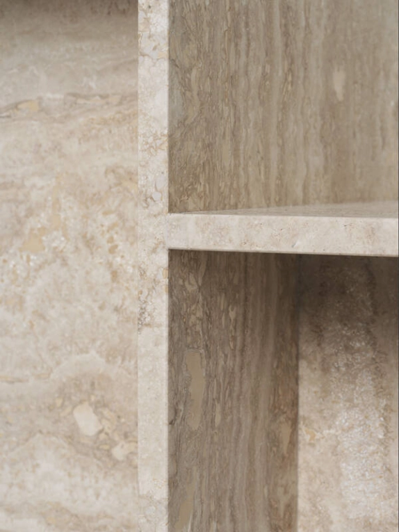 Table d'appoint guéridon DISTINCT Travertin Travertin FERM LIVING