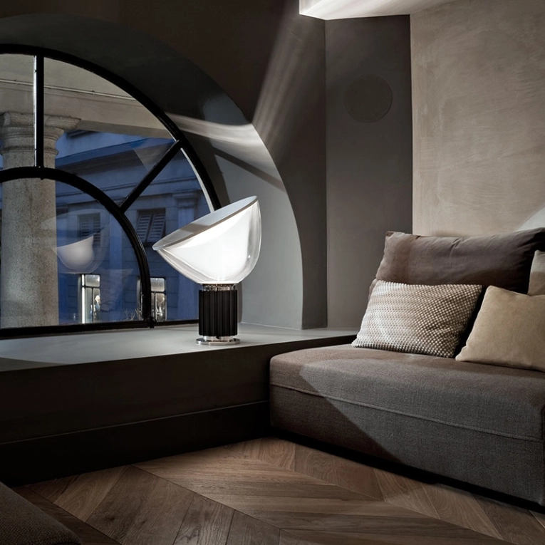 Lampe à poser TACCIA Bronze FLOS