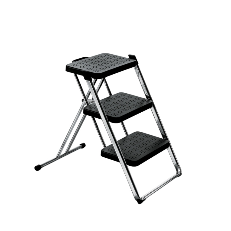 Objet pratique Escabeau NUOVASTEP Noir MAGIS