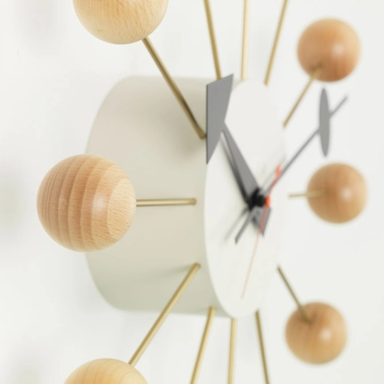 Horloge Horloge BALL CLOCK Bois naturel VITRA