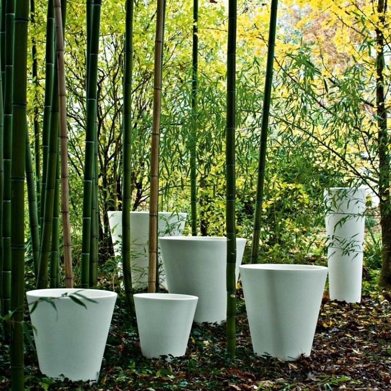 Vase NEWPOT Vert pomme SERRALUNGA