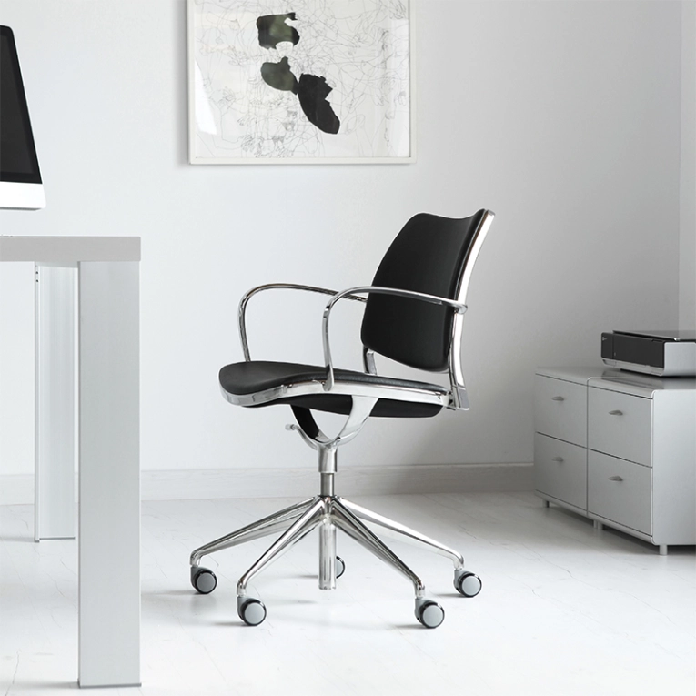 Fauteuil de bureau GAS Noir/ chrome STUA