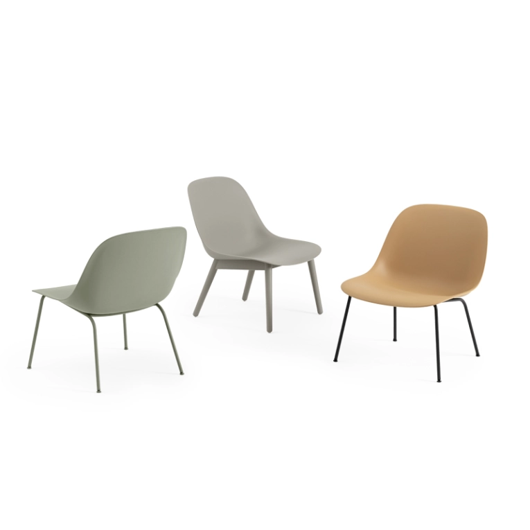 Fauteuil FIBER LOUNGE Pieds bois Vert cendré MUUTO