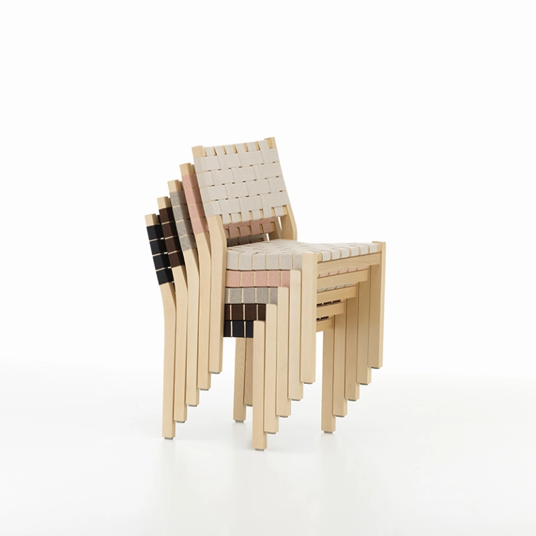 Chaise 611 Bouleau naturel / lin naturel/rouge ARTEK