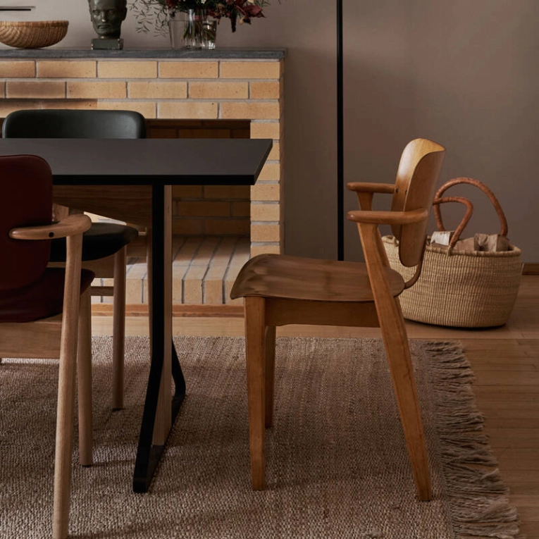 Chaise DOMUS Bouleau teinté miel ARTEK