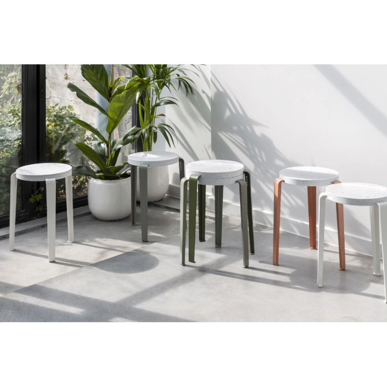 Tabouret LOU Plastique Recyclé Venezia Noir graphite TIPTOE