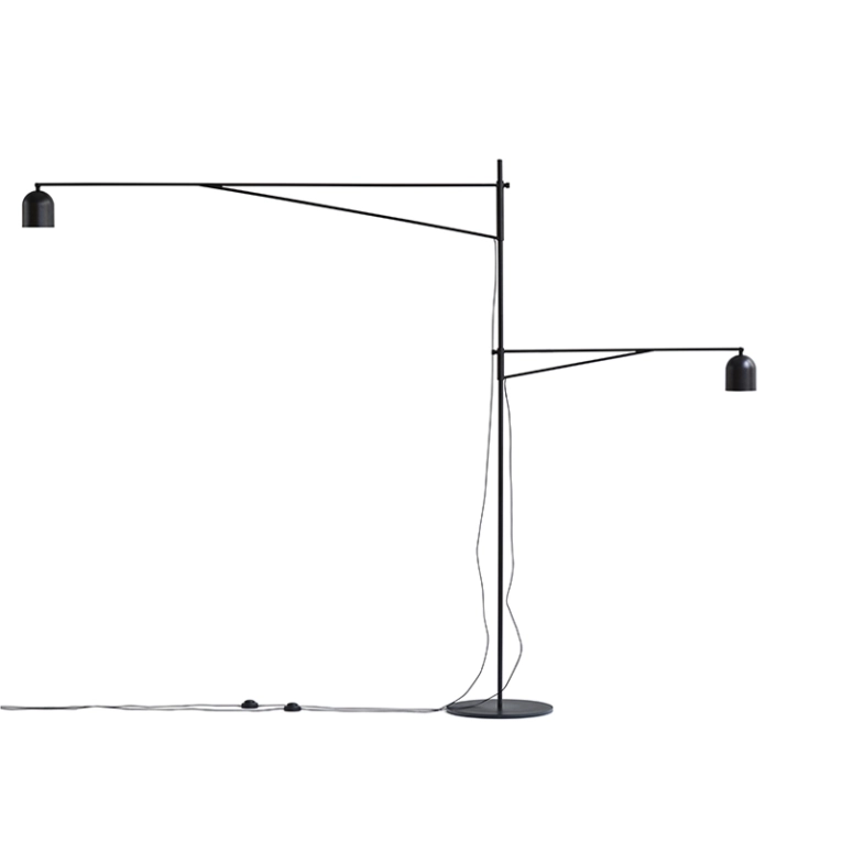 Lampadaire AWKWARD Noir KARAKTER