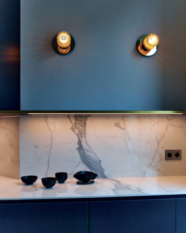 Applique IN THE SUN 270 Doré/ maille or DCW EDITIONS