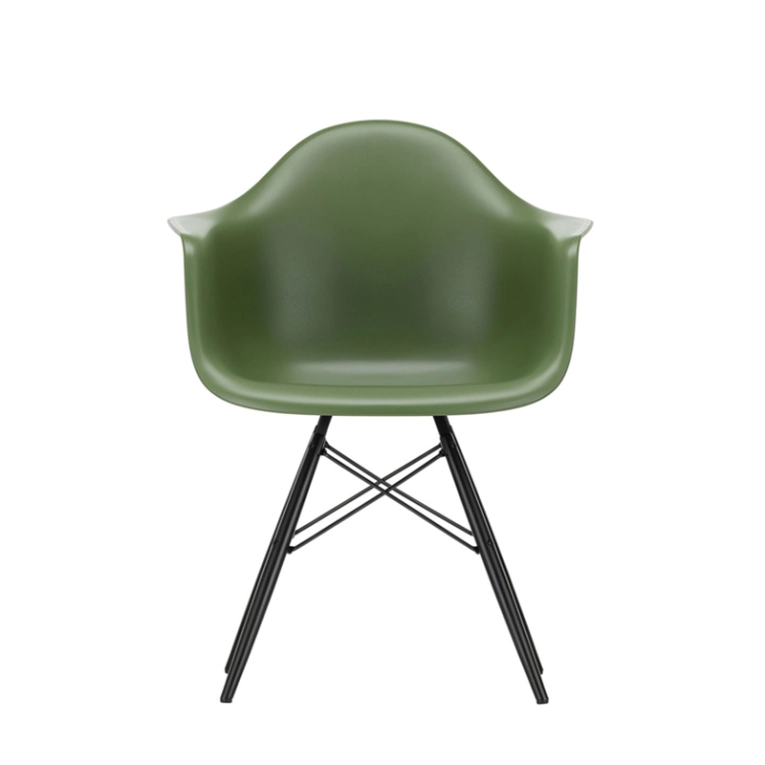 Chaise EAMES PLASTIC ARMCHAIR DAW Forêt RE VITRA