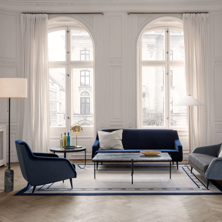 Table basse ADNET Ø 70 Cuir marron GUBI