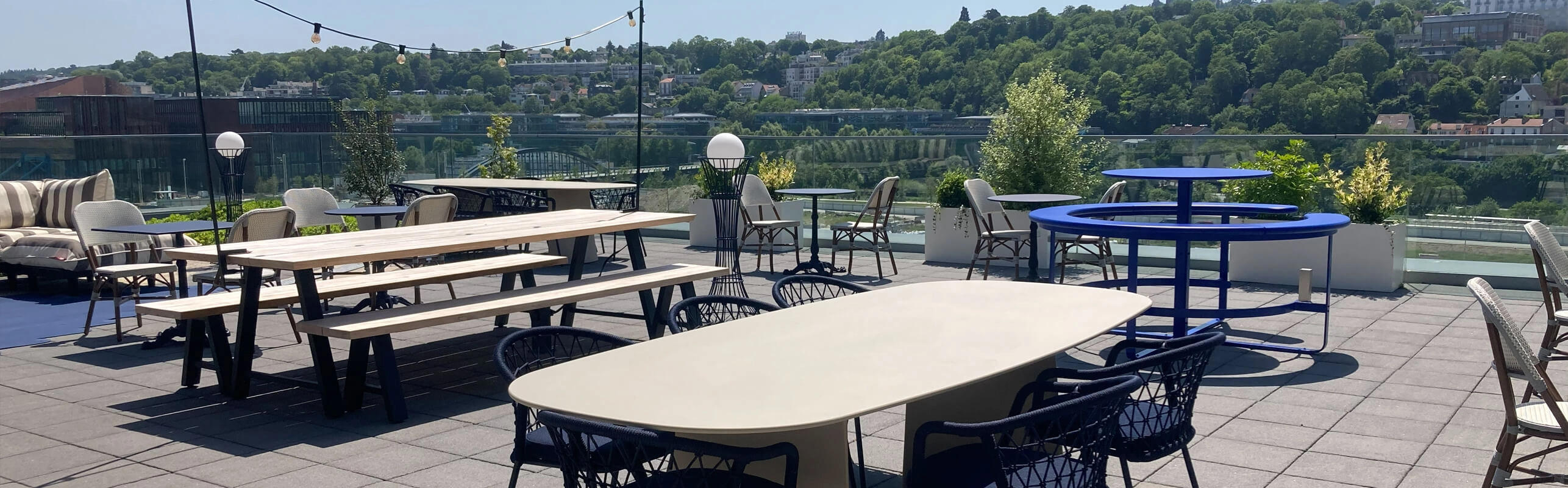 Un air de vacances sur les toits de Boulogne-Billancourt : Silvera signe le rooftop de l'immeuble Sources pour Gecina
